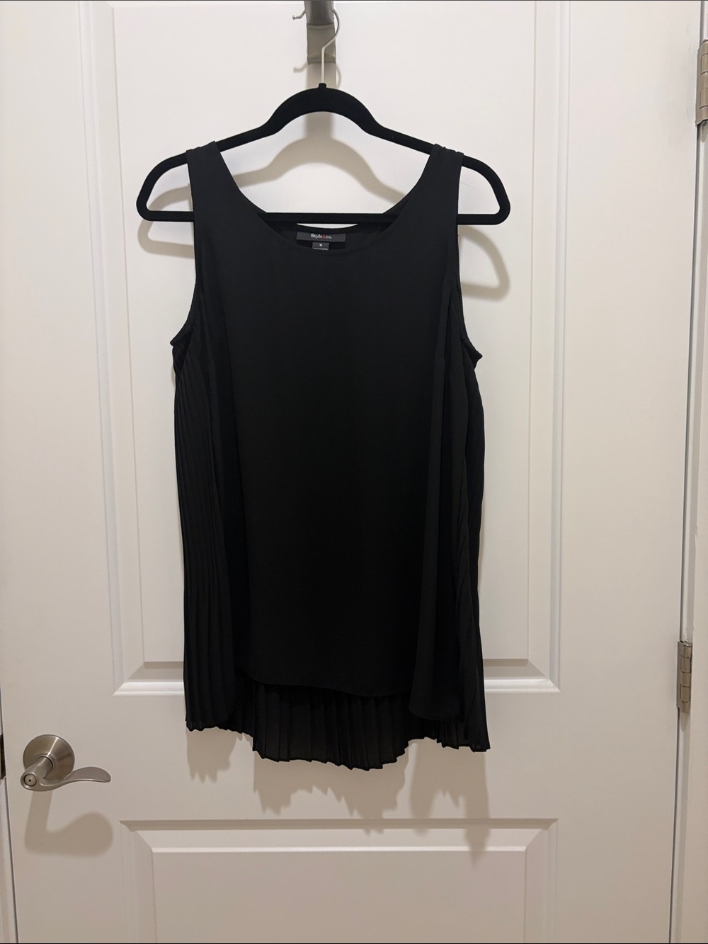 Style & Co. Black Sleeveless Pleated Side Panel Tank